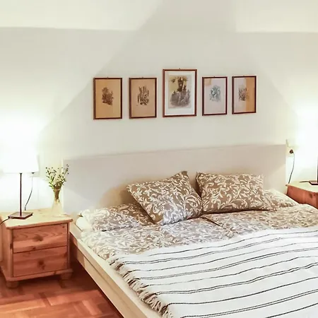 Mit Schoenen Pool Prázdninový dům